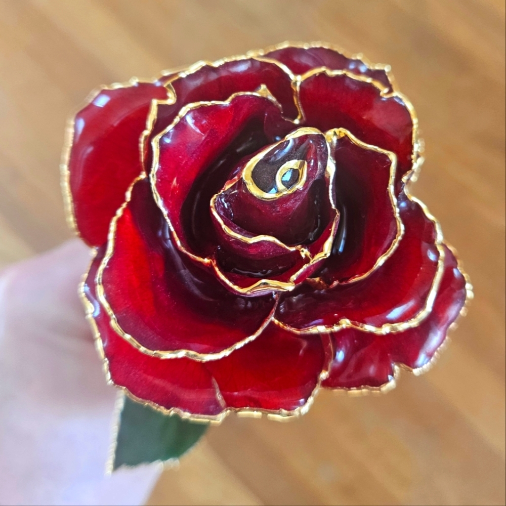24k Gold Dipped Forever Rose